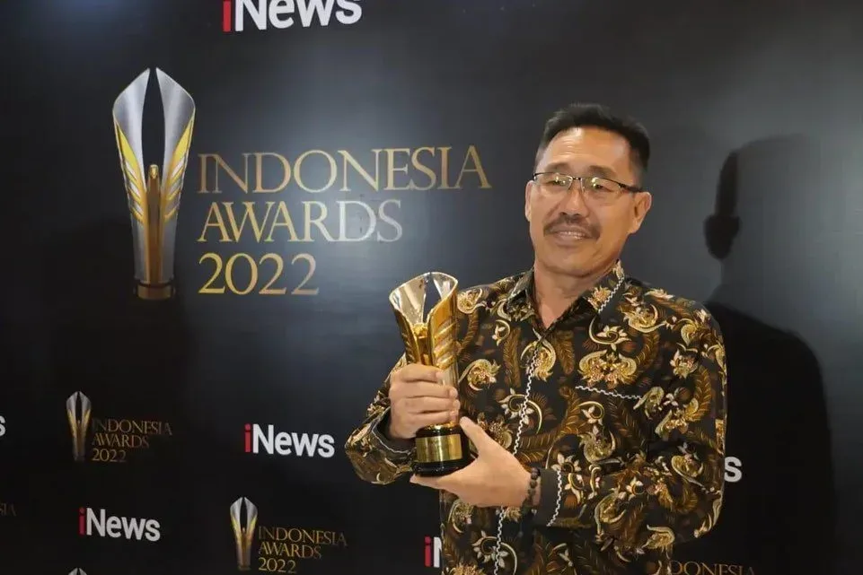 Terima Penghargaan Indonesia Awards 2022, Formasu Jakarta : Bukti Bupati Labusel Berprestasi I Teras Media