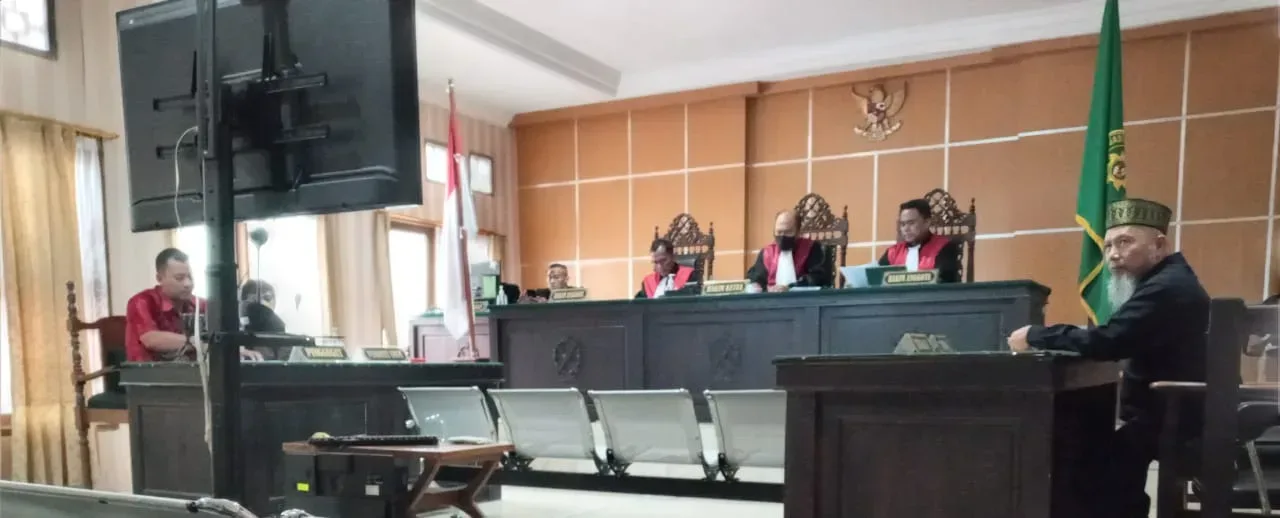 HAJAR....!Penggugat ke Majelis di PN Samarinda, Kalian Itu Pendusta I Teras Media