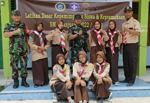 Membentuk Karakter Siswa, SMK Hanjuang Gelar LDKS dan Kepramukaan I Teras Media