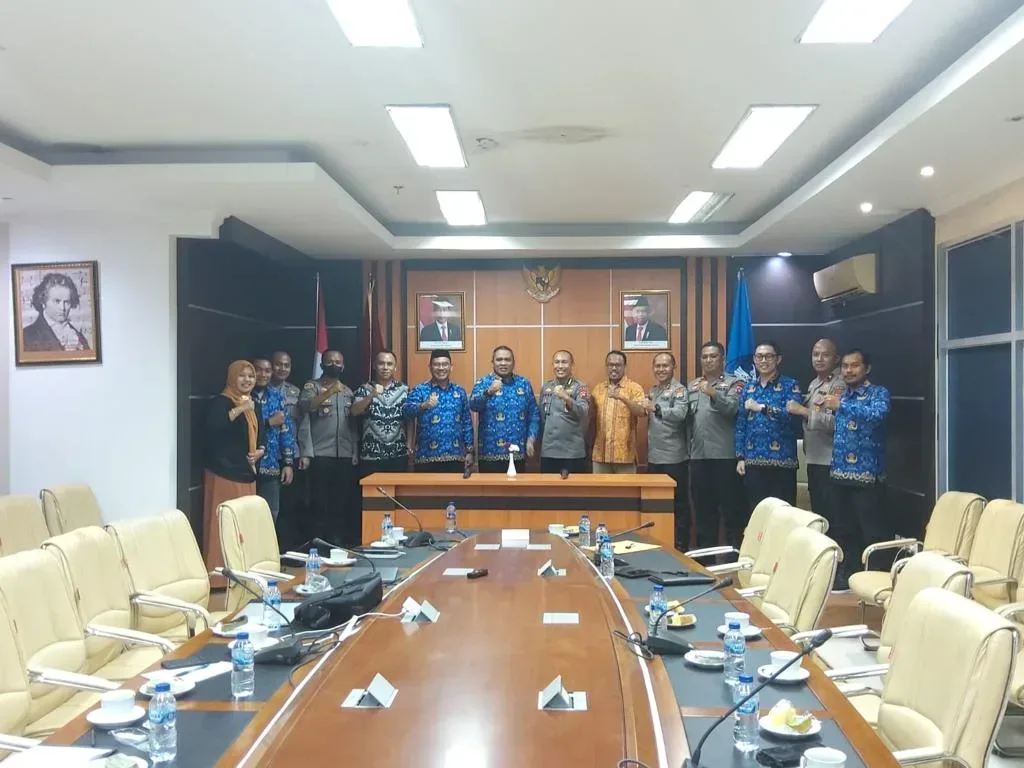 KEREN...!UNG Bersama Polda Gorontalo Gagas Sekolah Kearifan Lokal Bagi Anggota Polri I Teras Media