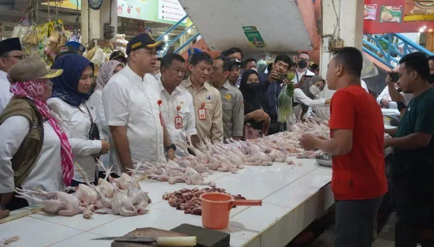 Bupati Zaki Ketersediaan Kebutuhan Pokok Jelang Nataru Aman I Teras Media