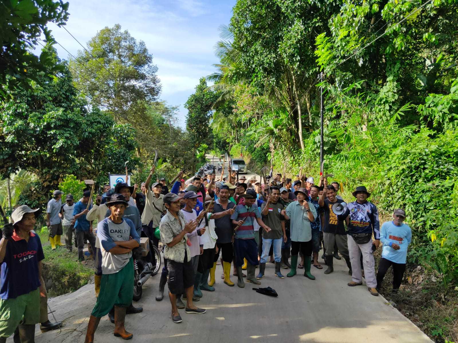 Budaya Gotong royong di zaman Ekonomi Industri Jangan kendor