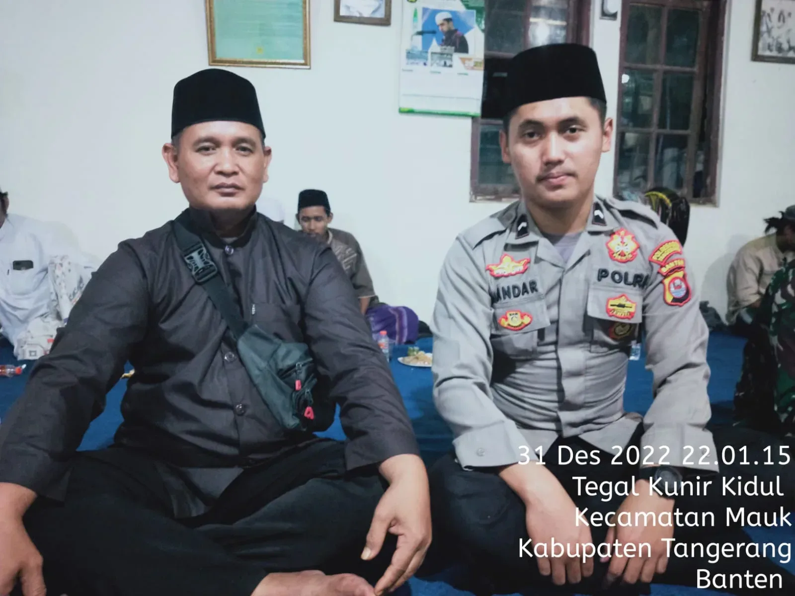 Personil Polsek Mauk Polresta Tangerang Sambang Sesepuh Desa Tegal Kunir Kidul I Teras Media