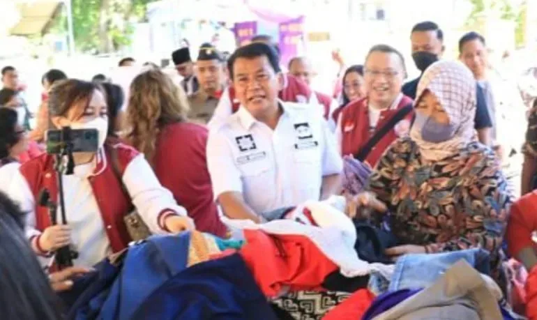 Sekda Maesyal Rasyid Buka Acara Baksos Peduli Kasih 2023 I Teras Media