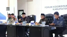 Rakor Forkopimda Tangerang Terkait Stok dan Sembako di Bulan Ramadhan di GSG Puspemkab Tangerang, Kamis (16/3/23).