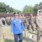 Wabup H. Mad Romli saat memberikan amanat pada upacara Hari Kesadaran Nasional Tingkat Kabupaten Tangerang yang dirangkaikan dengan peringatan HUT ke-73 Sat Pol PP, Sat Linmas yang ke-61 dan HUT Pemadam Kabakaran, Jumat (17/03/23).