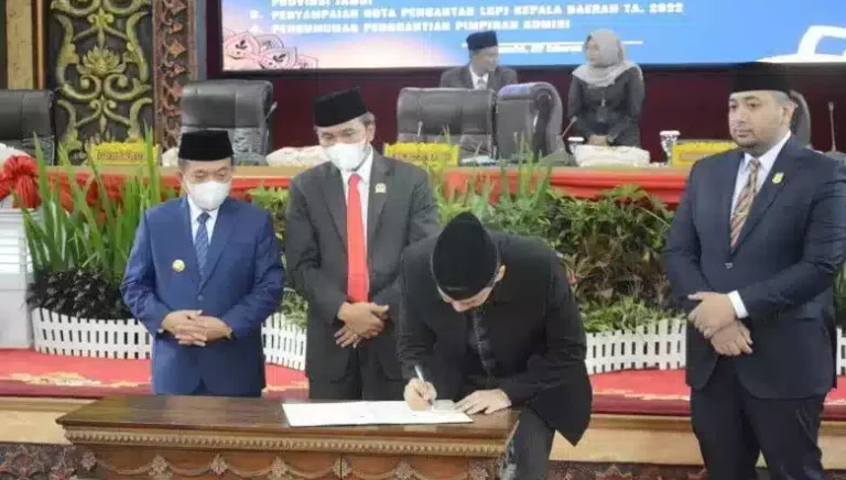 5759741fc0-1009-48a8-af65-c48b2592782c DPRD Provinsi Jambi Setujui Tiga Ranperda Jadi Perda I Teras Media