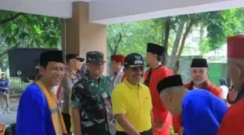 Longmarch Kirab Budaya Forum OKP dan Ormas se-Kecamatan Pinang, di halaman Kantor Kelurahan Kunciran Indah, Kecamatan Pinang pada Minggu pagi (12/3/2023).