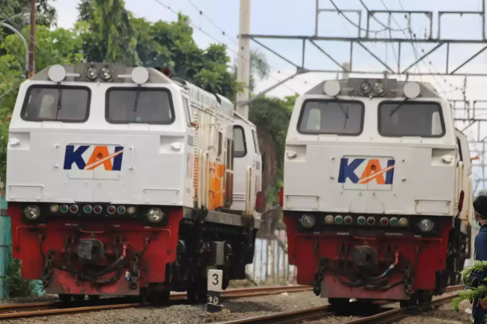 KEREN, 303 Perjalanan KA Disiapkan dari Stasiun Gambir dan Pasar Senen Selama 22 Hari Masa Lebaran I Teras Media