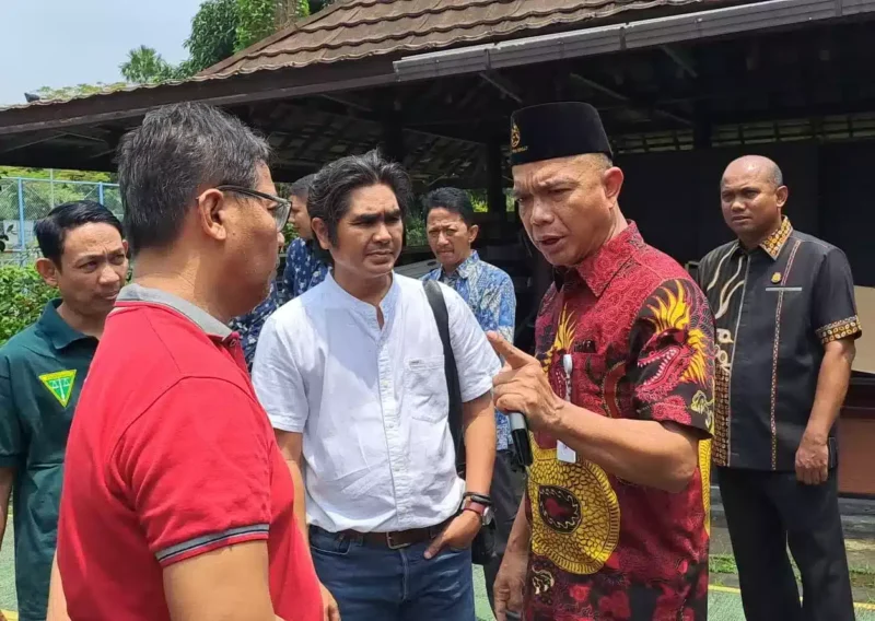 Keterangan foto : Kepala Kejaksaan Tinggi, Reda Martovani, Jumat (17/3)