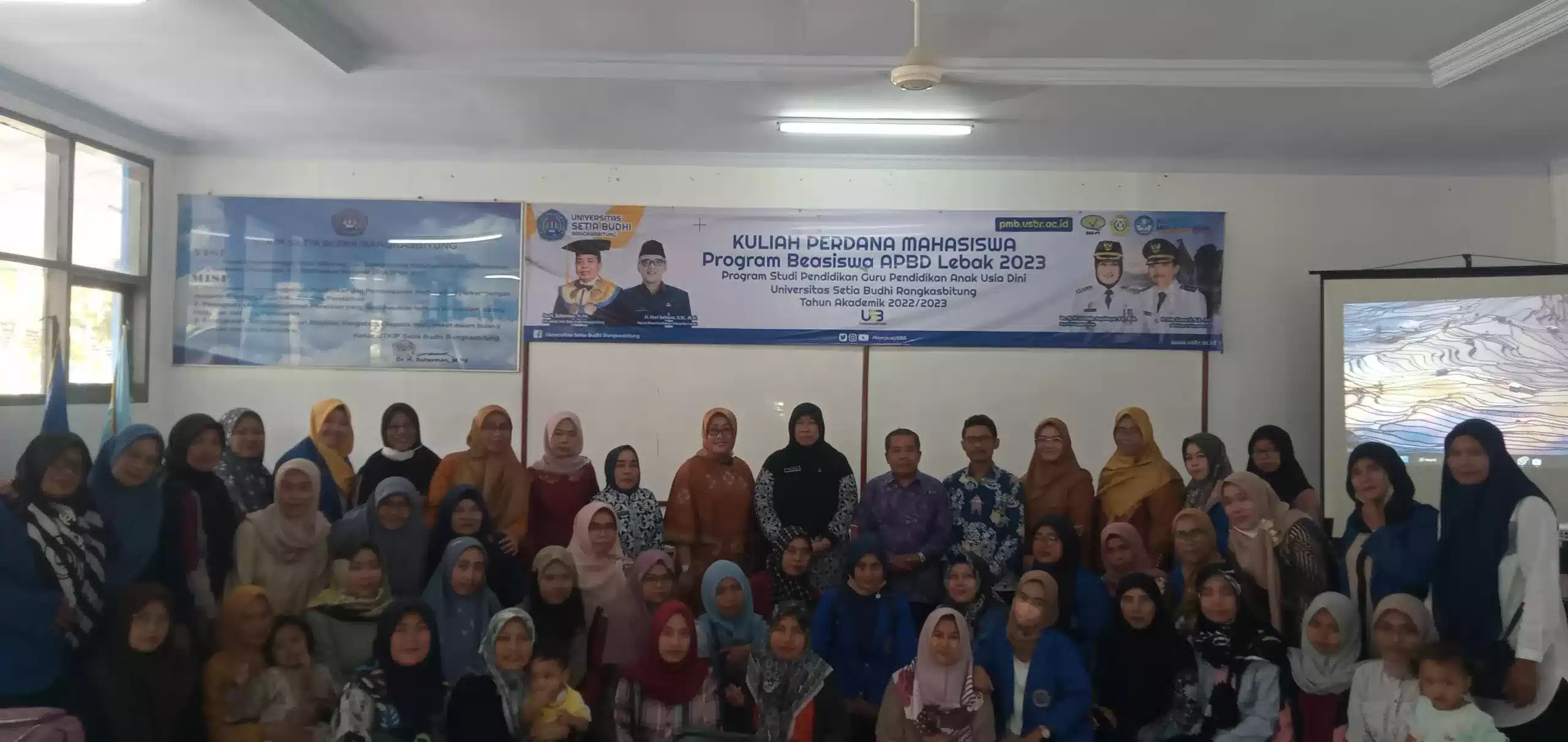 Plt Rektor Universitas Setia Budhi Rangkasbitung Resmikan Kuliah Perdana Mahasiswa Program Beasiswa APBD Kabupaten Lebak I Teras Media