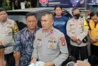 Conferensi Pers ungkap Kasus Tindak Pidana 368 KUHP Jum'at (10/3). Foto : Poksek Palmerah.