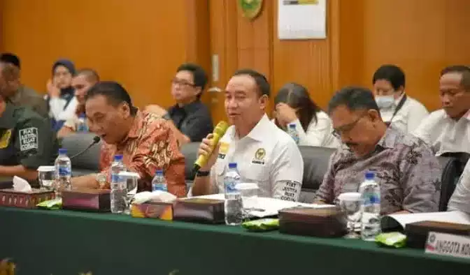 Politisi Demokrat Tolak Pernyataan Mahfud Soal DPR Halangi Proses Hukum I Teras Media