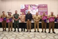 Foto: Penyerahan Penghargaan oleh Bupati Kabupaten Tangerang kepada Juara Musrenbang Kecamatan Tahun 2024 . Selasa (21/3/2023).