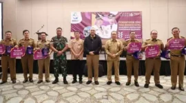 Foto: Penyerahan Penghargaan oleh Bupati Kabupaten Tangerang kepada Juara Musrenbang Kecamatan Tahun 2024 . Selasa (21/3/2023).