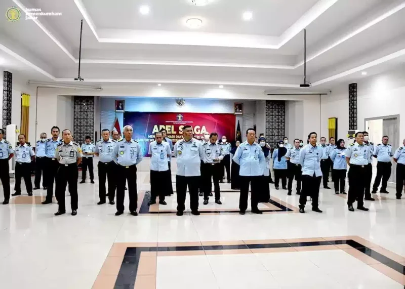 Kepala Kantor Wilayah Hukum dan HAM R. Andika Dwi Prasetya Ikuti Apel Persiapan Pengamanan Idul Fitri 1444 H, (Selasa, 18/4/2023) 
