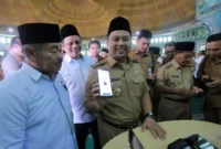 Pengajian Ramadhan sekaligus Peluncuran Gerakan Membayar Zakat Serentak di Masjid Raya Al-Azhom, Senin, (3/4/2023).