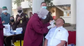 Foto: Pasca Libur Lebaran, Kejagung Menggelar Swab Antigen kepada Seluruh Pegawai pada Rabu (26/4).