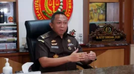 Keterangan foto : Kepala Pusat Penerangan Hukum (Kapuspenkum) Kejagung RI, Ketut Sumedana, Senin (3/4/2023) (TerasMedia/Puspenkum)