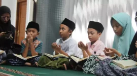 Keterangan foto : Tadarus keliling SD Sabilillah Kota Malang, Rabu (5/4/2023)