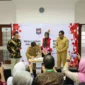 Keterangan foto : Dirjen Dukcapil Kemendagri, Teguh dalam penandatanganan PKS (Perjanjian Kerja Sama) Pendataan, Perekaman, Penerbitan dan Pemutakhiran Dokumen Kependudukan bagi Penduduk Penyandang Disabilitas bersama Yayasan Thisable di Jakarta, Senin (10/4/2023)