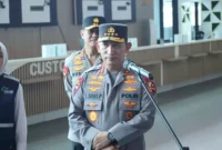 Kapolda Banten Irjen Pol Prof. Dr. Rudy Heriyanto mendampingi kunjungan kerja Kapolri Jenderal Polisi Listyo Sigit Prabowo dalam rangka meninjau langsung arus mudik di Pelabuhan Ciwandan dan Pelabuhan Merak pada Senin (10/04).