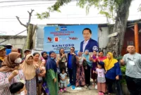 Keterangan foto : Anggota Komisi III DPR RI dari Fraksi Partai Demokrat, Santoso melakukan sosialisasi empat pilar MPR RI di RW 01 Kelurahan Angke, Kecamatan Tambora, Jakarta Barat, Selasa (11/4/2023)