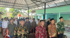 Anggota Komisi 8 DPR Fraksi PKB KH Maman Imanulhaq mengajak para pelaku UMKM di Subang untuk segera mengurus sertifikat halal.
