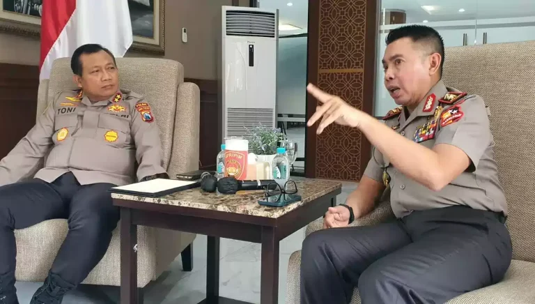 IMG-20230413-WA0151 Awas, Satgas Pelototi Antisipasi Pungli ke Pemudik di Merak I Teras Media