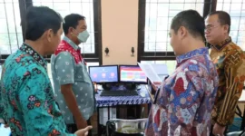 Keterangan foto : Dirjen Dukcapil Kemendagri Teguh Setyabudi, Jumat (14/4/2023)