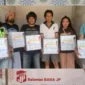 Keterangan foto : Barisan Relawan Jalan Perubahan (Bara JP) Provinsi Banten membagikan ratusan paket lebaran untuk masyarakat di empat Kecamatan yaitu Kecamatan Jombang, Merak, Cibeber dan Kecamatan Cilegon, Sabtu (15/4/2023)