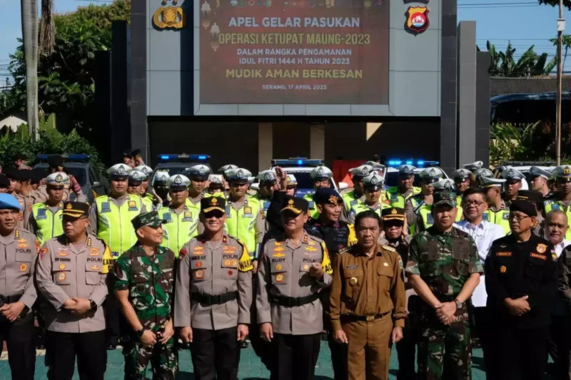 Pasukan operasi Ketupat maung 2023 Polda Banten Gelar Apel khusus Pengamanan Mudik Lebaran 1444 H, (Senin, 17/4/2023) 