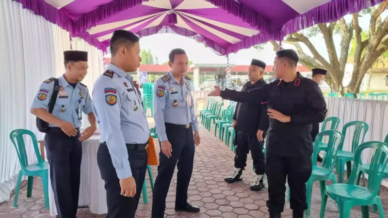Kalapas Indramayu Periksa Kesiapan Pelayanan Idul Fitri 1444 H, (Kamis, 20/4/2023) 