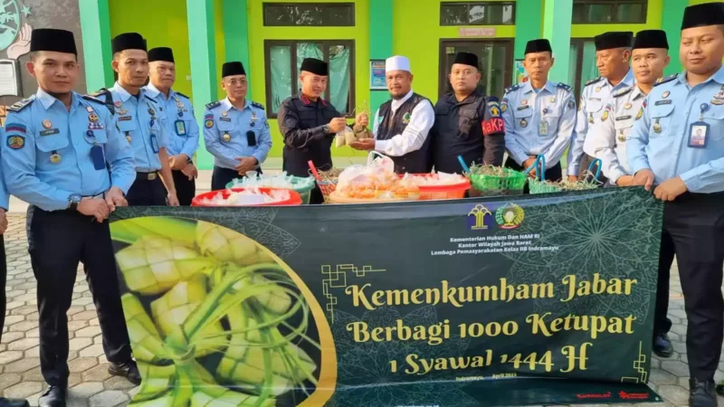 Kalapas Indramayu Berbagi 1000 Ketupat Di Pesantren Nahdlotul Mubtadiin Al-Islam, (Kamis, 20/4/2023) 