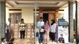 Keterangan foto : JMNI dan Kapolri Bagikan 500 sembako di Lebak, Rabu (19/4/2023)