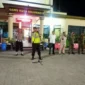 Foto: Kapolsek Mauk AKP Yono Taryono saat memberikan arahan dalam kegiatan pengamanan malam takbiran idul Fitri 1444H. Jum'at (20/4).