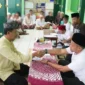 Lapas Cirebon Bagikan Zakat Fitrah Kepada Warga Binaan Yang Memenuhi Kriteria dan membutuhkan, (Jumat, 21/4/2023) 