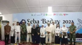Kapolres Lebak Polda Banten AKBP Wiwin Setiawan, SIK, MH didampingi Ibu Ketua Bhayangkari Cabang Lebak Ny. Wiwin Setiawan menghadiri Rangkaian Acara Seba Baduy 2023 di Pendopo Kabupaten Lebak, Sabtu,(29/4/2023)