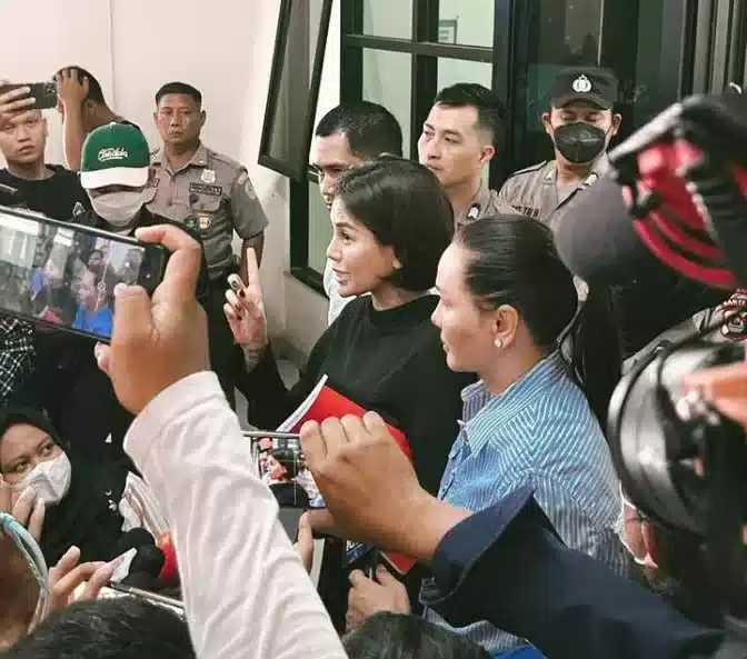 Nikita Mirzani Dukung Polri Bongkar Kasus Dito Mahendra, Cek Unggahannya I Teras Media