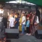 Foto : Kegiatan Organisasi Gempur Desa Kayu Agung' Sepatan Menggelar Santunan Kepada Anak Yatim-piatu di Hari Idul Fitri 1444 H pada Minggu,(23/4).