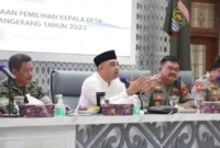 Keterangan Foto: Rapat Koordinasi Pimpinan Daerah (Forkopimda) terkait pelaksanaan Pilkades serentak di Aula Pendopo Bupati Tangerang, Jumat (19/5/23).