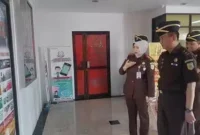 Keterangan foto : Tim Asistensi Reformasi Birokrasi Kejaksaan Agung (Kejagung) RI yang dipimpin Sekretaris Jaksa Agung Muda Pembinaan (Sesjambin), Muhammad Dhofir mengunjungi Kejaksaan Negeri (Kejari) Batam, Jumat (26/5/2023)