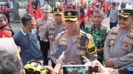 Keterangan foto : Kapolresta Tangerang saat pengamanan perayaan May Day, Senin (1/5/2023)