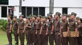 Keterangan foto : JAM-Intelijen, Dr Amir Yanto yang mewakili Jaksa Agung ST Burhanuddin saat membacakan sambutan Jaksa Agung pada Peringatan Hari Ulang Tahun ke-72 PERSAJA Tahun 2023 dengan tema “Sinergi dan Kolaborasi Demi Kemajuan Negeri”, Senin (8/5/2023)