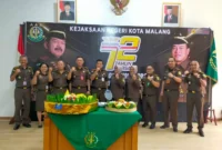 Keterangan foto : Kejaksaan Negeri Kota Malang melaksanakan upacara peringatan HUT ke-72 Persatuan Jaksa Indonesia (Persaja). Upacara HUT ke-72 Persaja ini juga dilaksanakan serentak di seluruh Indonesia pada hari Senin, 8 Mei 2023.