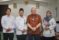 Ketua DPD RI AA LaNyalla Mahmud Mattaliti kunjungi Kementerian Agama Jawa Timur untuk Cek Kesiapan Keberangkatan Haji, (Senin, 8/5/2023) 