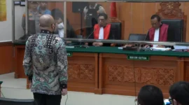 Keterangan foto : Pengadilan Negeri Jakarta Barat (PN Jakbar) memutus mantan Kapolda Sumatera Barat, Irjen Teddy Minahasa pidana kurungan seumur hidup, Selasa (9/5/2023)