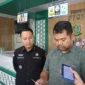 Keterangan foto : Kejaksaan Negeri (Kejari) Kabupaten Bogor laksanakan tahap dua kasus dugaan penyalahgunaan keuangan dana Bantuan Operasional Sekolah (BOS) pada SMK Generasi Mandiri TA 2018-2021, Rabu (10/9/2023)