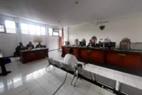 Keterangan foto : Tim Jaksa Penuntut Umum Kejaksaan Negeri Kabupaten Bandung atau Tim JPU Kejari Kabupaten Bandung menuntut Achmad Majudin Syam Pradipta, S.E/ACM M. Syam Pradipta S. S.E Bin Cucu Ahmad dituntut Pidana Penjara selama 5 dan tahun 6 bulan, Rabu (10/5/2023)