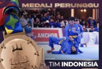 Pegawai Lembaga Pemasyarakatan (Lapas) Kelas II B Tabanan, Bali, Efrie Surya Perdana, mempersembahkan medali perunggu untuk Indonesia di ajang SEA Games 2023 Kamboja, (Rabu, 10/5/2023)